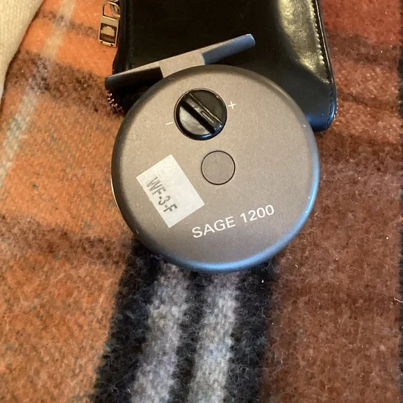 Sage 1200 Fly Reel - Picture 3 of 10